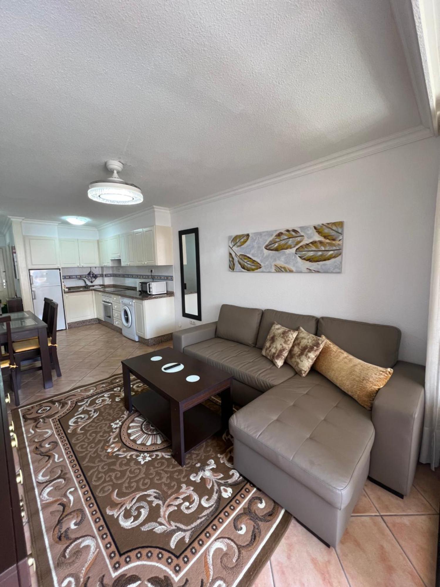 Apartment Center Los Cristianos ロスクリスティアーノス エクステリア 写真